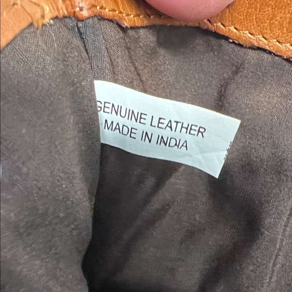 Vilenca Holland | Cognac Leather Wallet - Picture 5 of 14